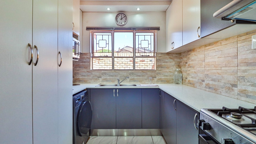 3 Bedroom Property for Sale in South End Eastern Cape